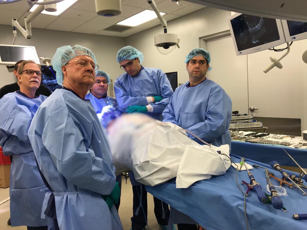 Treinamento O-Arm e Neuronavegador