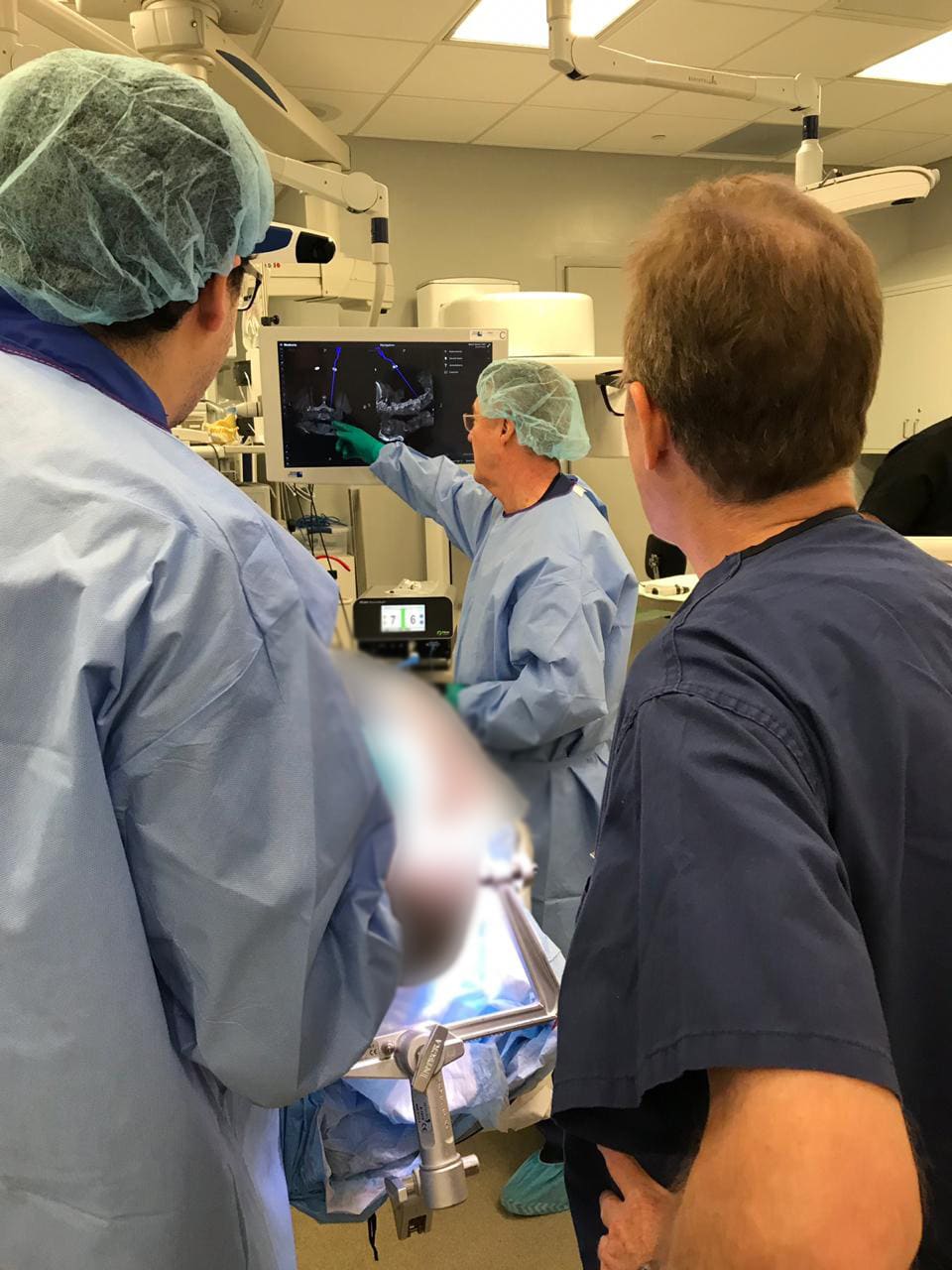 Treinamento O-Arm e Neuronavegador
