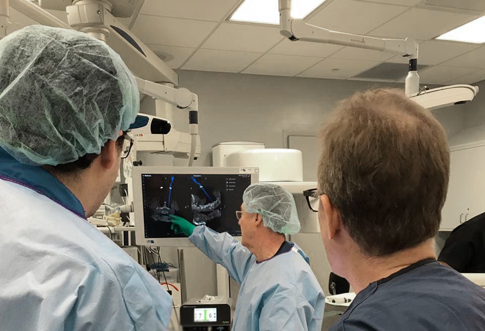 Treinamento O-Arm e Neuronavegador